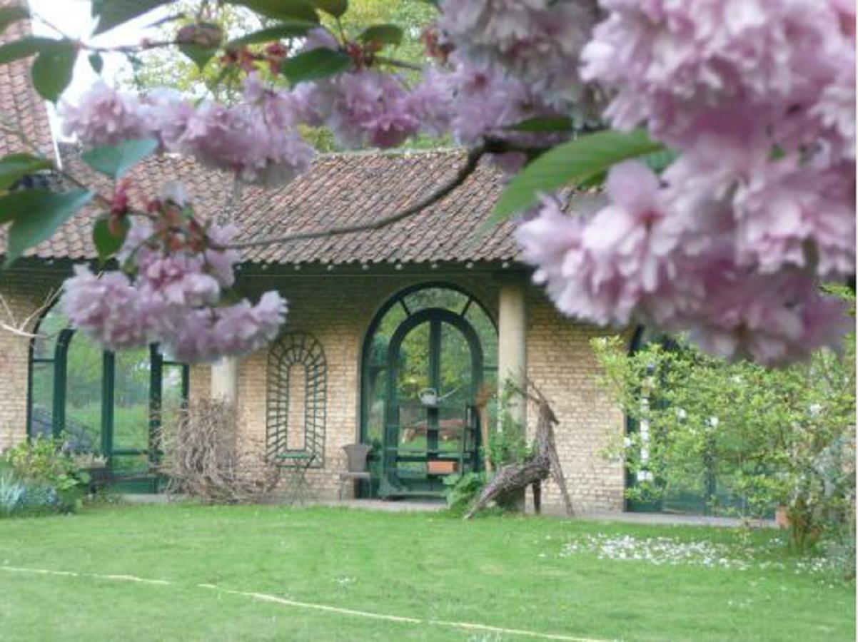 Manoir De Bois En Ardres Bed & Breakfast Eksteriør bilde