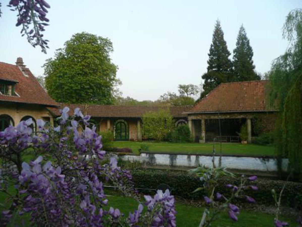 Manoir De Bois En Ardres Bed & Breakfast Eksteriør bilde